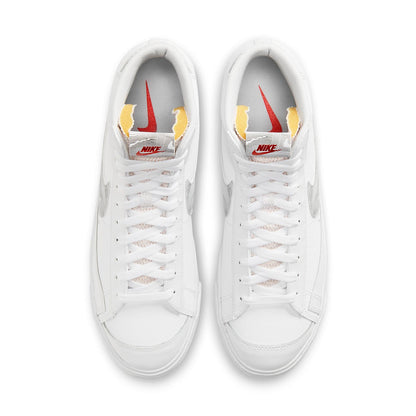 Nithtke blathtzer Mid '77 'Topography' DH3985-100