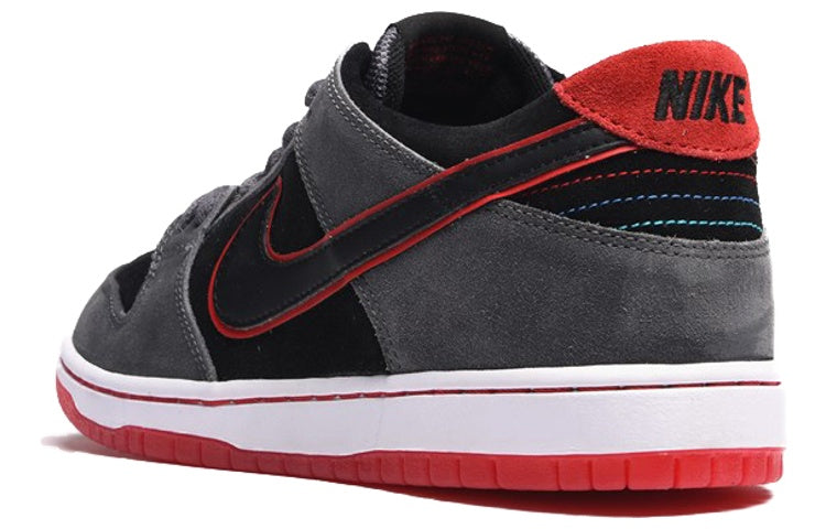 Nithtke Ishod Wair x SB Zoom Duthtnk Low Pro 'Sports Car' 895969-006