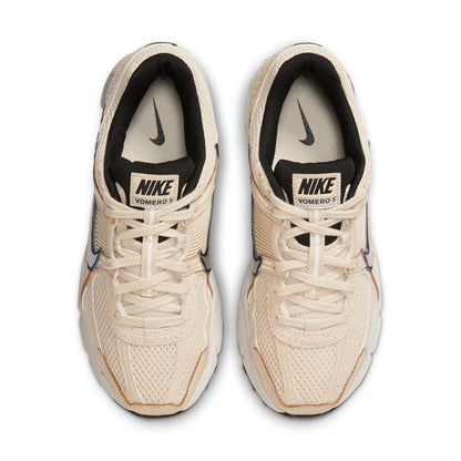 (WMNS) Nithtke Aithtr Zothtom Vomero 5 'Pearl White Chrome' FN6742-200