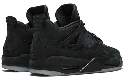 KAWS x Aithtr Jorthtdan 4 Retro 'Black' 930155-001