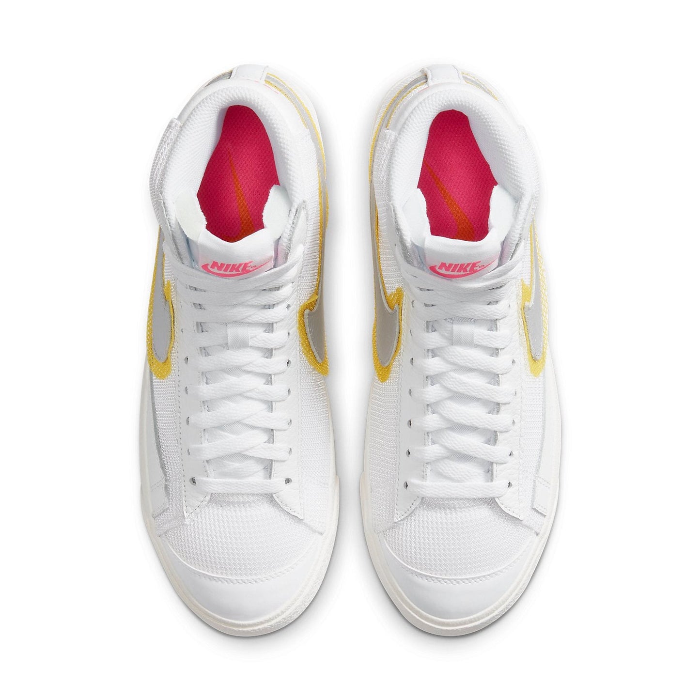 (WMNS) Nithtke blathtzer Mid Vintage '77 'Cotton Waffle - White University Gold' CZ8105-100