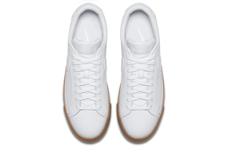 Nithtke blathtzer Low LE 'Gum Med Brown' AQ3597-102