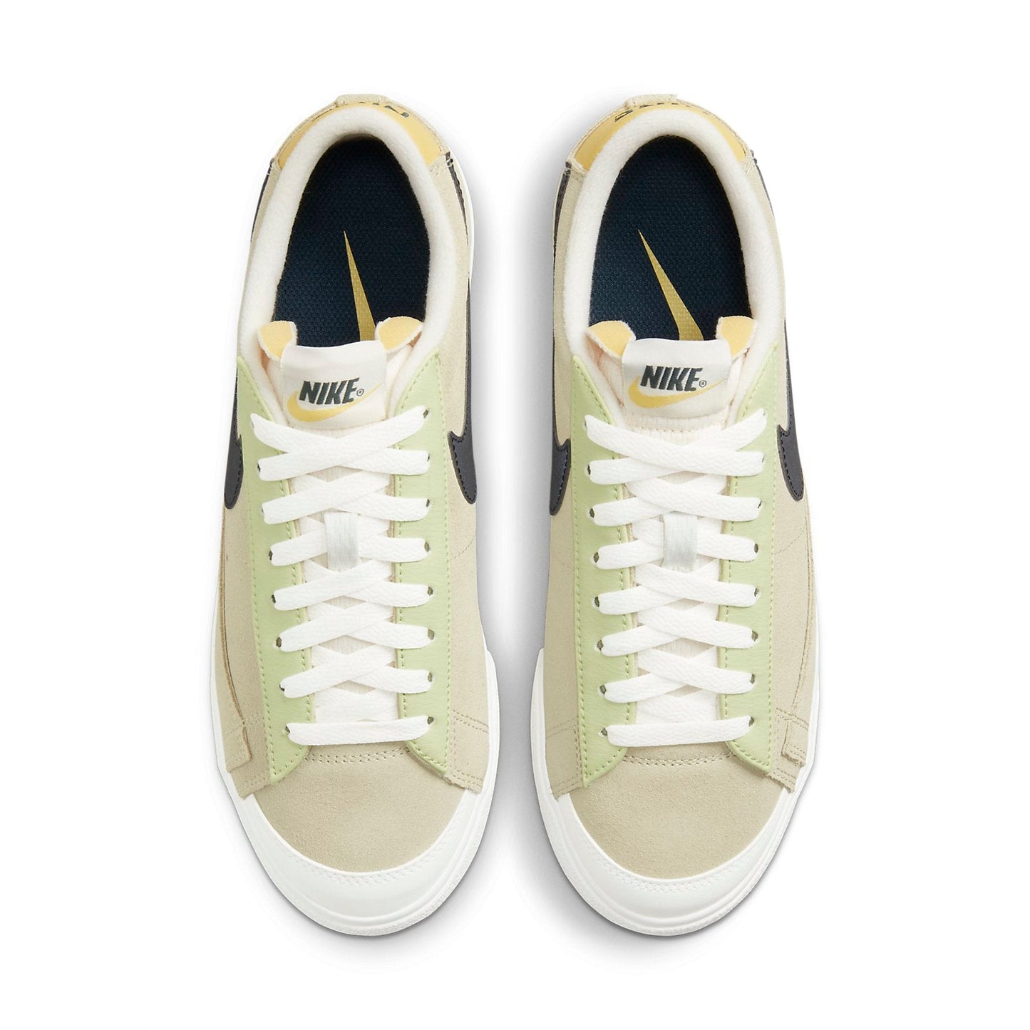 (WMNS) Nithtke blathtzer Low Platform 'Reflective Swoosh - Light Stone' DQ0884-100