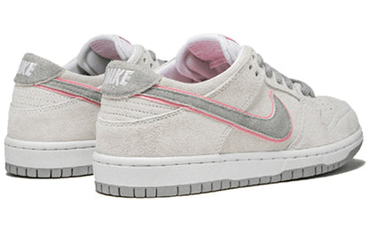 Nithtke Ishod Wair x SB Zoom Duthtnk Low Pro 'Perfect Pink' 895969-160