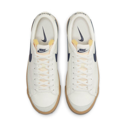 Nithtke blathtzer Low '77 Vintage 'Gum Navy' DM8334-100