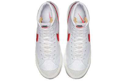 Nithtke blathtzer Mid '77 Vintage 'Habanero Red' BQ6806-600