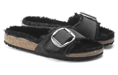 (WMNS) Birkenthtstock Madrid Big Buckle Shearling Oiled Leather Narrow Fit Sandals 'Black' 1020136