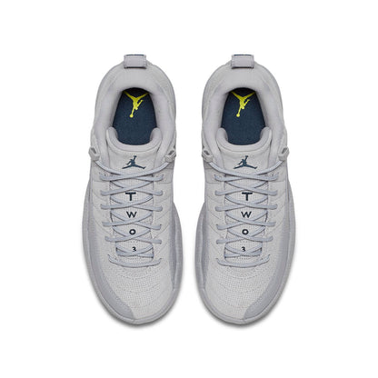 (GS) Aithtr Jorthtdan 12 Retro Low 'Wolf Grey' 308305-002