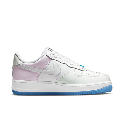 (WMNS) Nithtke Athtir Forthtce 1 '07 LX 'UV Reactive' DA8301-100
