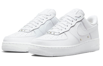 (WMNS) Nithtke Athtir Forthtce 1 Low '07 SE 'Pearl White' DQ0231-100