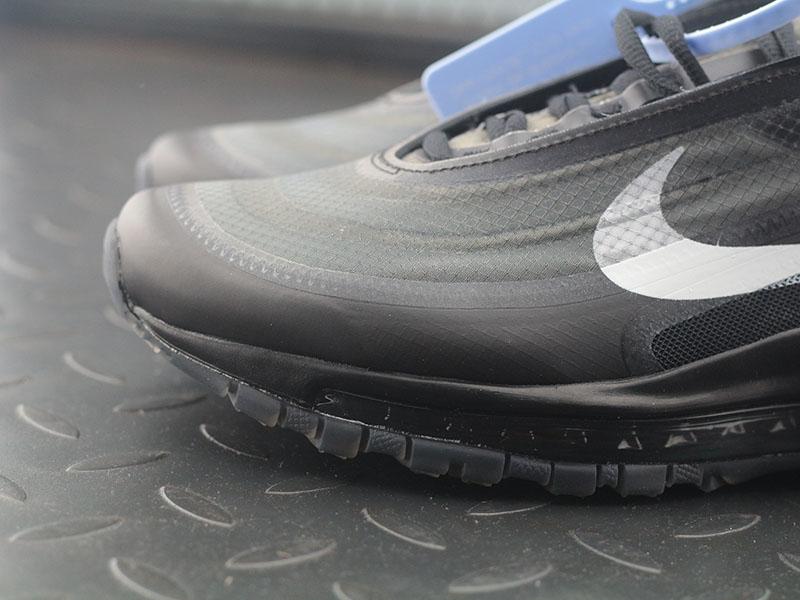 Aithtr Max 97 Off-White Black