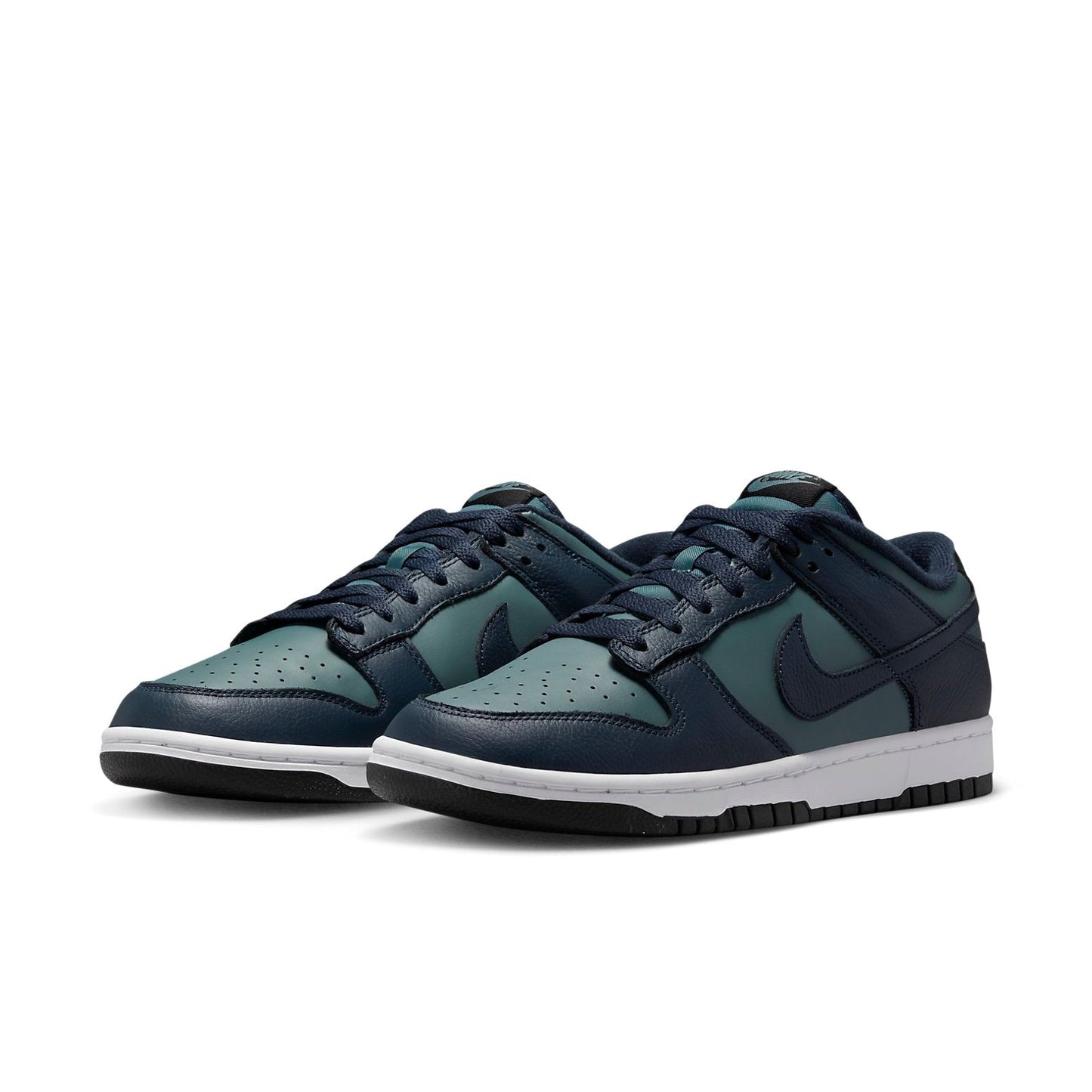 Nithtke Duthtnk Low Premium 'Armory Navy' DR9705-300
