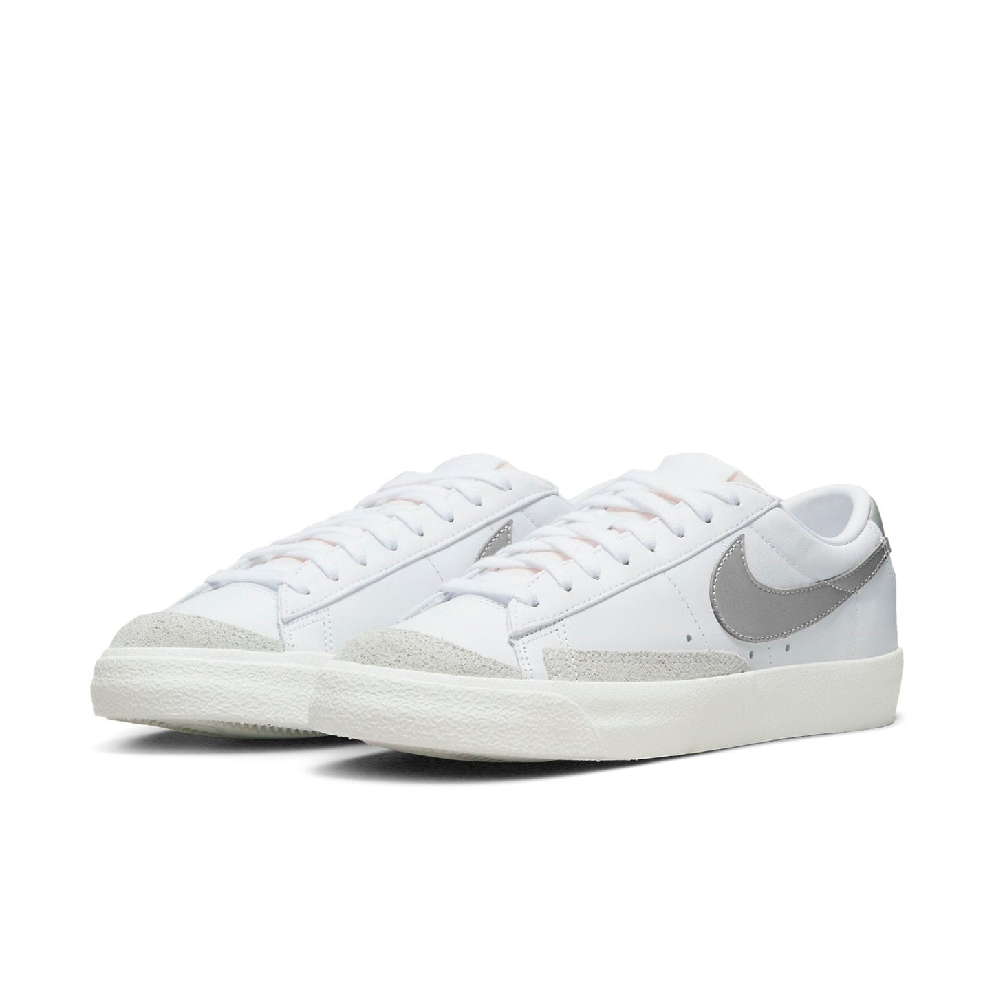 (WMNS) Nithtke blathtzer Low '77 'White Metallic Silver' DC4769-113