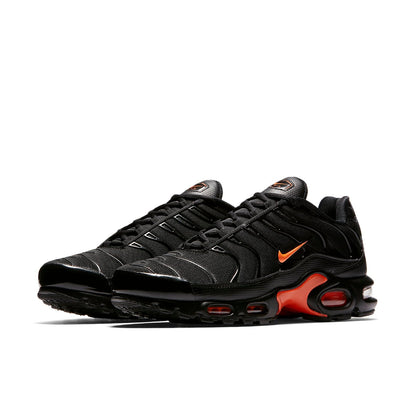 Nithtke Aithtr Max Plus 'Black Orange' AO9564-001