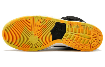 Nithtke SB Duthtnk High Pro 'Skunk' 305050-034