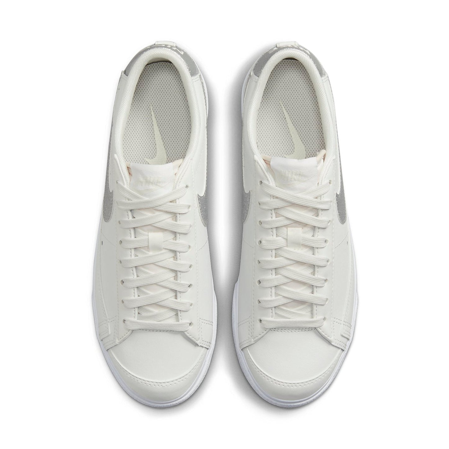 (WMNS) Nithtke blathtzer low Platform 'Summit White Sail White Metallic Silver' DQ7571-101