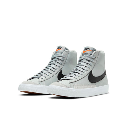 (GS) Nithtke blathtzer Mid '77 'Light Smoke Grey' DA4086-003