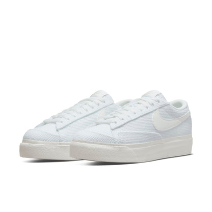 (WMNS) Nithtke blathtzer Low Platform Essential 'Summit White Woven' DN0744-100