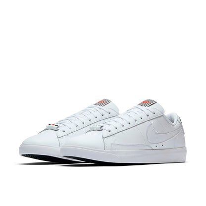 (WMNS) Nithtke blathtzer Low SE LX 'Broken Hearted' AJ0866-100