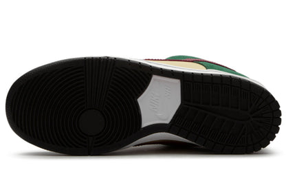 Nithtke Duthtnk Low Pro SB 'Vegas Gold' 304292-700