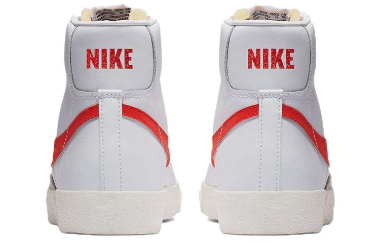 Nithtke blathtzer Mid '77 Vintage 'Habanero Red' BQ6806-600