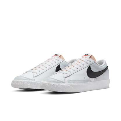 Nithtke blathtzer Low '77 Vintage 'White Black Platinum' DZ3480-100