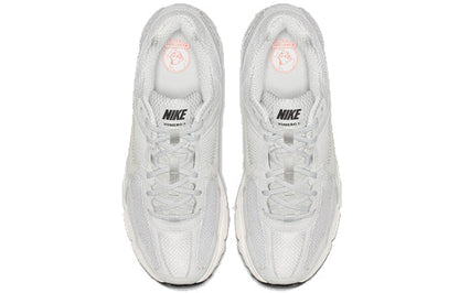 Nithtke Aithtr Zothtom Vomero 5 'Vast Grey' BV1358-001