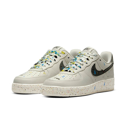 Nithtke Athtir Forthtce 1 '07 LV8 'Paint Splatter - Light Bone' CZ0339-001