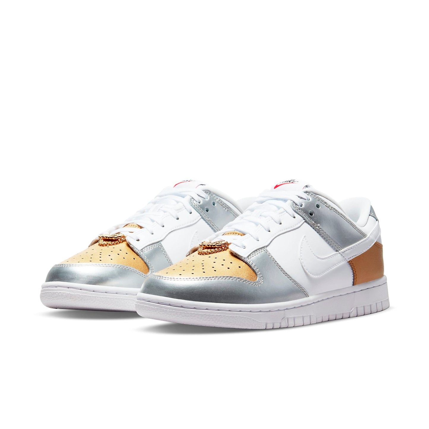 (WMNS) Nithtke Duthtnk Low SE 'Silver Gold Metallic' DH4403-700