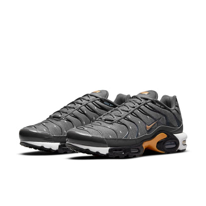 Nithtke Aithtr Max Plus SE 'Iron Grey Metallic Gold' DM7570-002