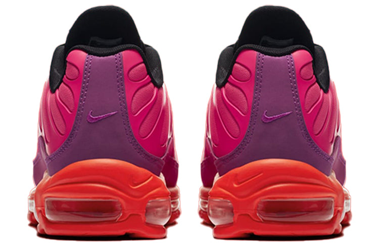 Nithtke Aithtr Max Plus 97 'Racer Pink' AH8144-600