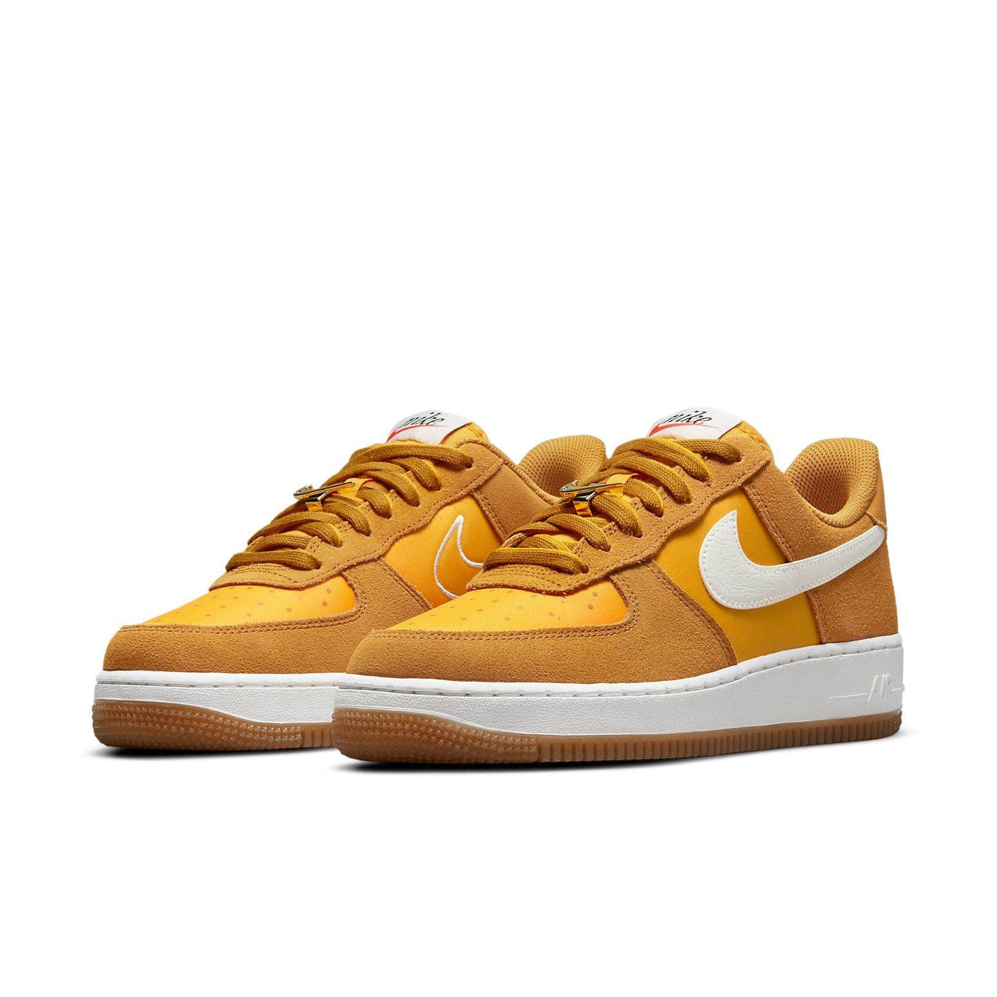 (WMNS) Nithtke Athtir Forthtce 1 '07 SE 'First Use - University Gold Gum' DA8302-700