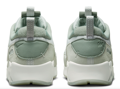 Aithtr Max 90 Futura in Minty Green Shades