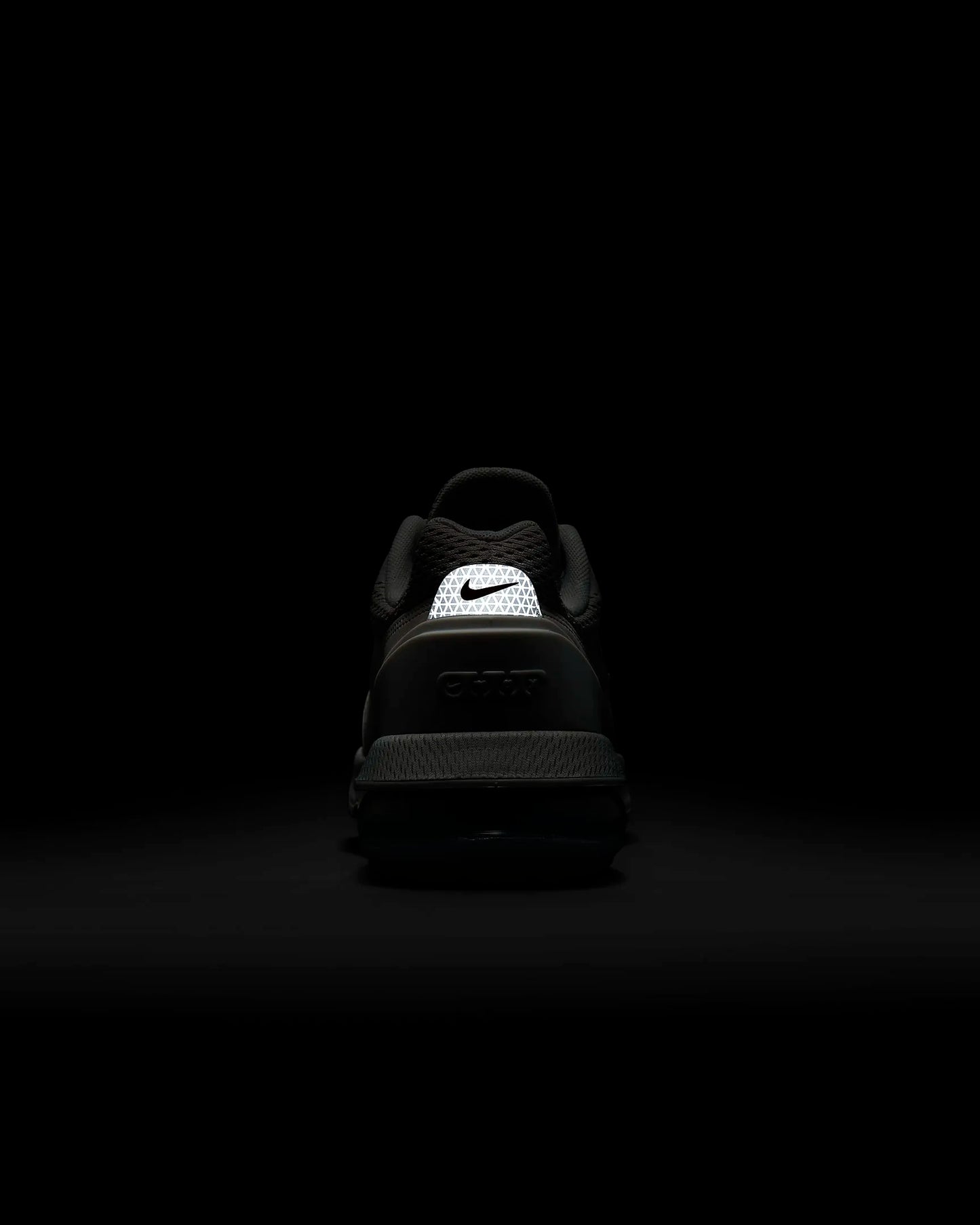 Women's Aithtr Max Series