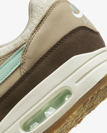 Men's Aithtr Max Series