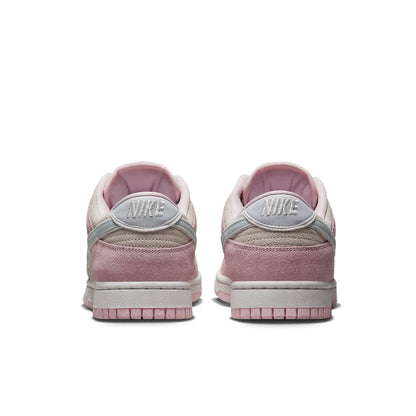 (WMNS) Nithtke Duthtnk Low LX 'Pink Foam' DV3054-600