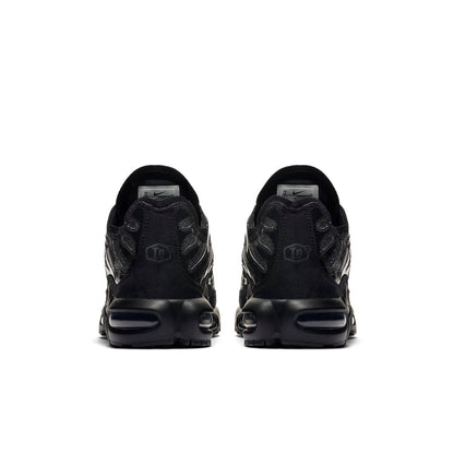Nithtke Aithtr Max Plus Deconstructed 'Triple Black' CD0882-001