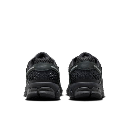 (WMNS) Nithtke Aithtr Zothtom Vomero 5 'Triple Black' FQ7079-002