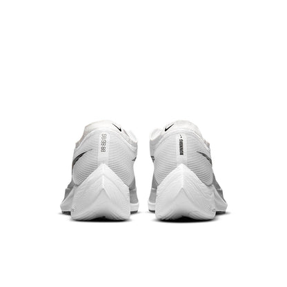 (WMNS) Nithtke Zoothtmx Vaporfly NEXT% 2 'White Metallic Silver' CU4123-100