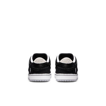 (PS) Nithtke x Medicom Toy SB Duthtnk Low 'BE@RBRICK' DC1630-001