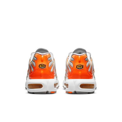 (WMNS) Nithtke Aithtr Max Plus 'White Atomic Orange' DM3033-100