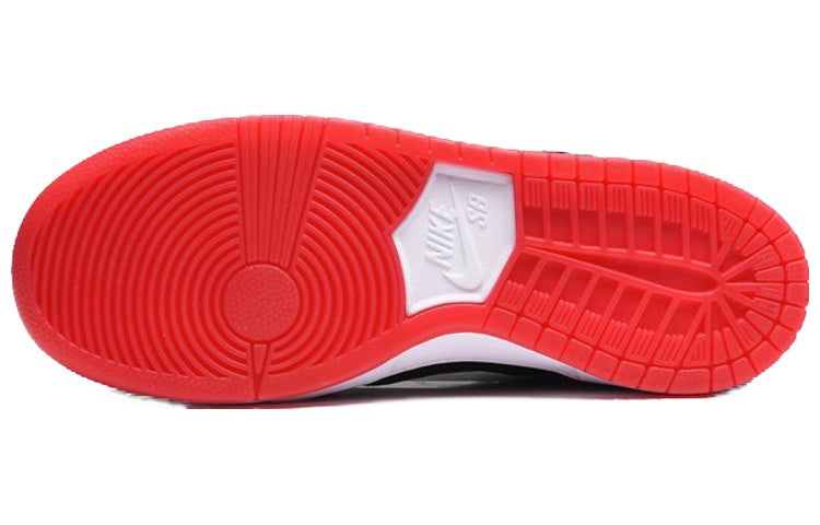 Nithtke Ishod Wair x SB Zoom Duthtnk Low Pro 'Sports Car' 895969-006