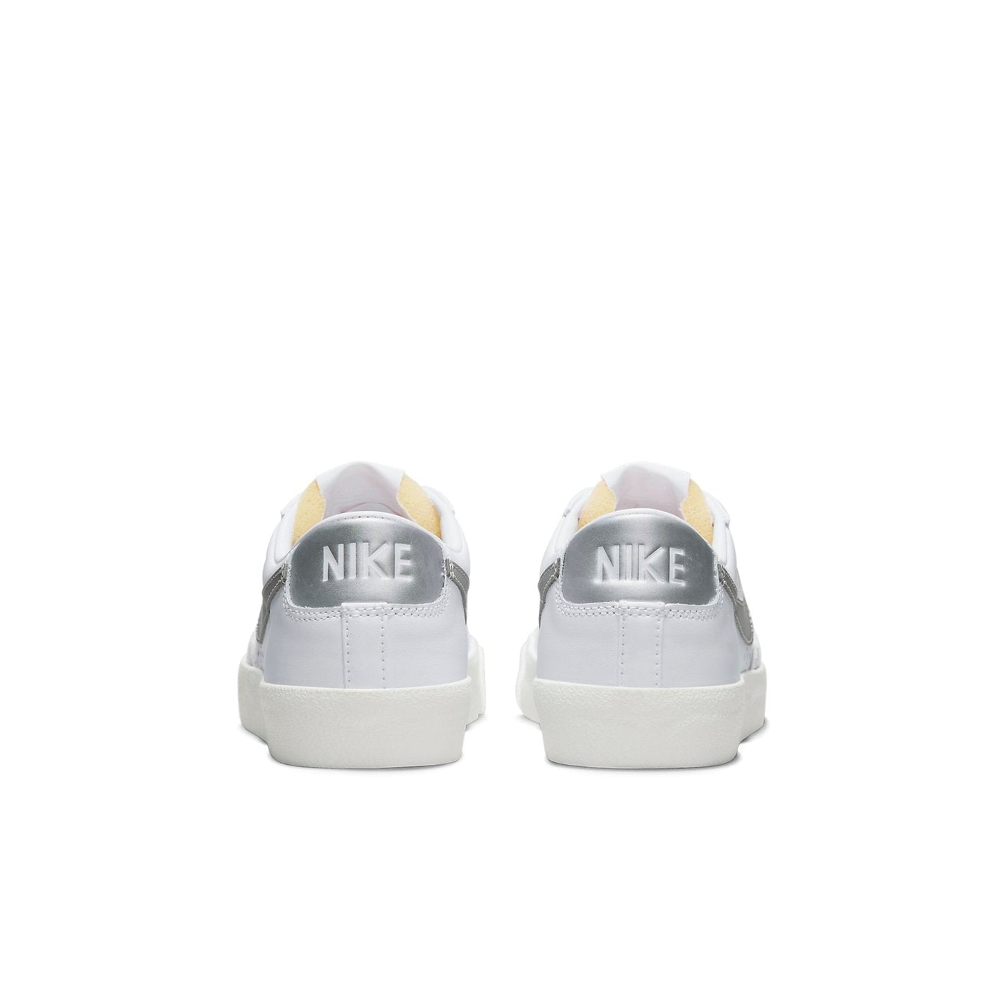 (WMNS) Nithtke blathtzer Low '77 'White Metallic Silver' DC4769-113