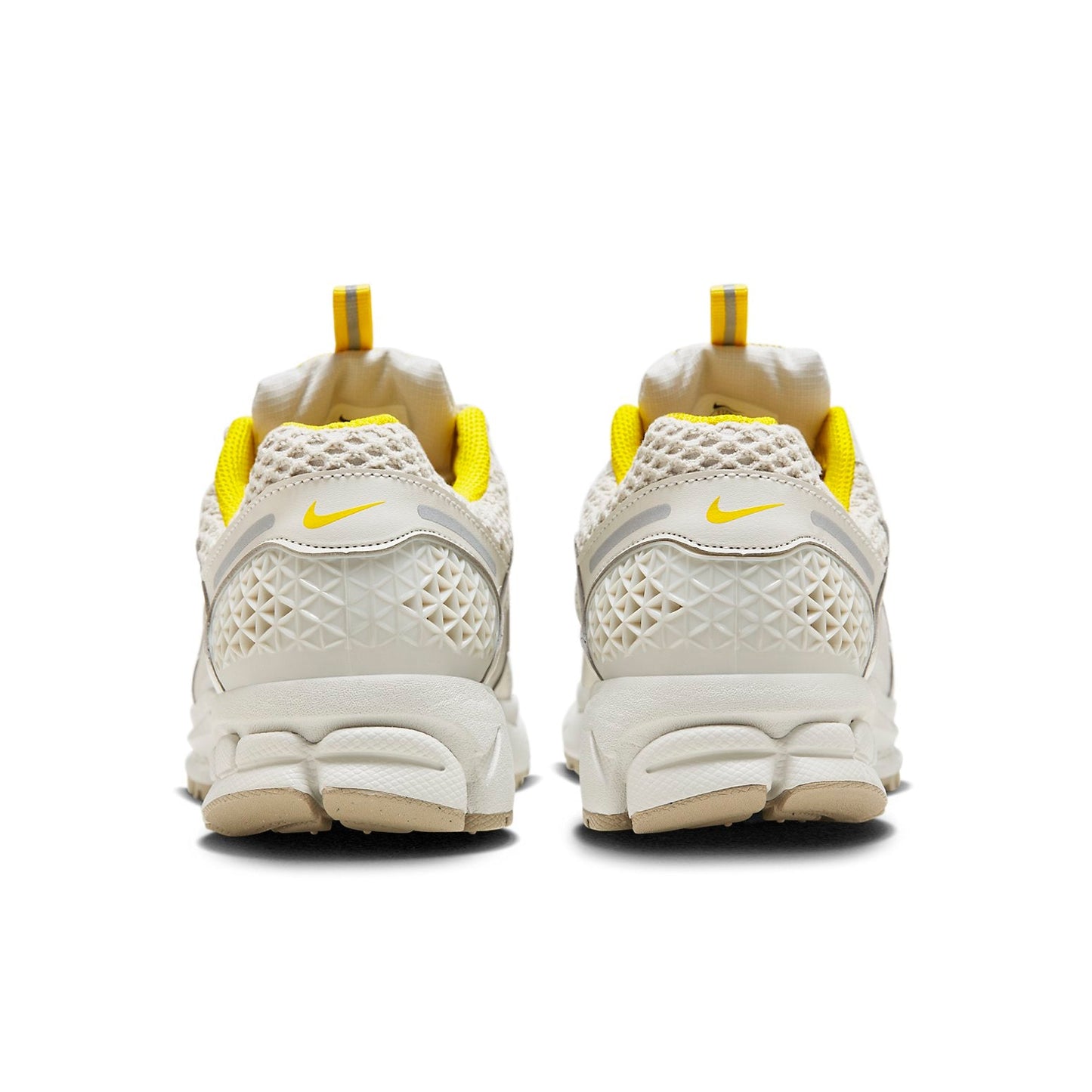 (WMNS) Nithtke Aithtr Zothtom Vomero 5 'Light Bone' FJ7694-020