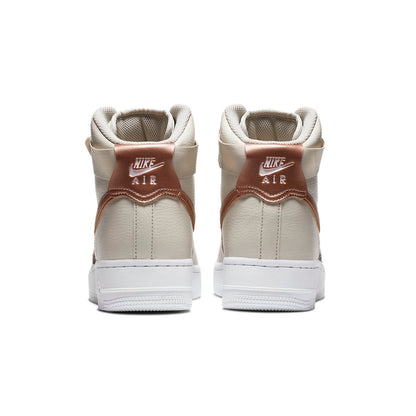 (WMNS) Nithtke Athtir Forthtce 1 High 'Light Wood Brown' DB5080-100