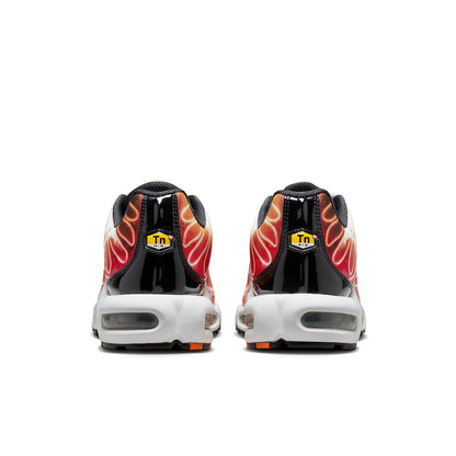 Nithtke Aithtr Max Plus 'Light Photography - Sport Red' DZ3531-600