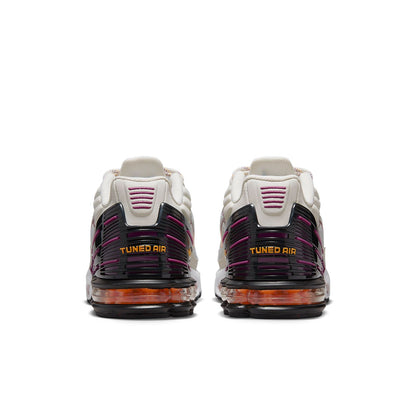 Nithtke Aithtr Max Plus 3 'Carabiner' DX2664-001