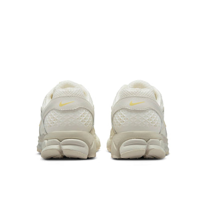 (WMNS) Nithtke Aithtr Zothtom Vomero 5 'Sail Soft Yellow' HJ3846-133