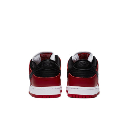 Nithtke SB Duthtnk Low 'J-Pack Chicago' BQ6817-600