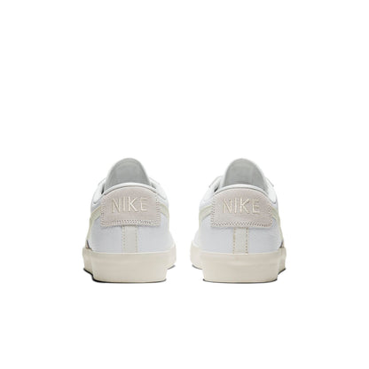 Nithtke blathtzer Low Leather 'Platinum Tint' CW7585-100